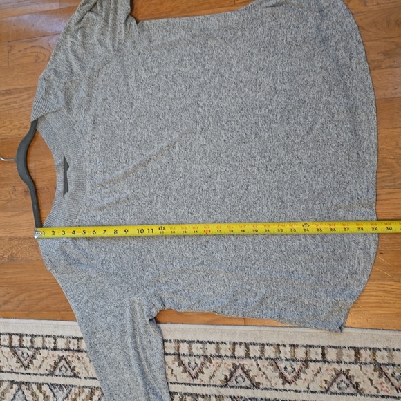 ST. JOHNS BAY WOMAN'S PLUS SIZE HEATHER GRAY LONG SLEEVES TOP SIZE 2X - Picture 10 of 14